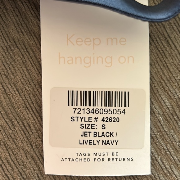 NWT, Lively Active Busty Bralette in Jet Black & Navy, Size S - Picture 4 of 4